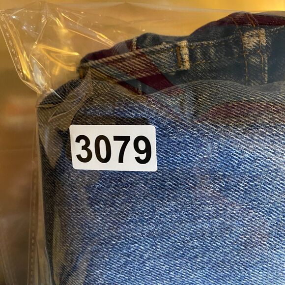 L.L.Bean Straight Leg Jeans Mens Size 36 x 30 Blue Medium Wash Denim Relaxed Fit - Picture 10 of 10